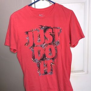 Men’s Nike Tee Shirt